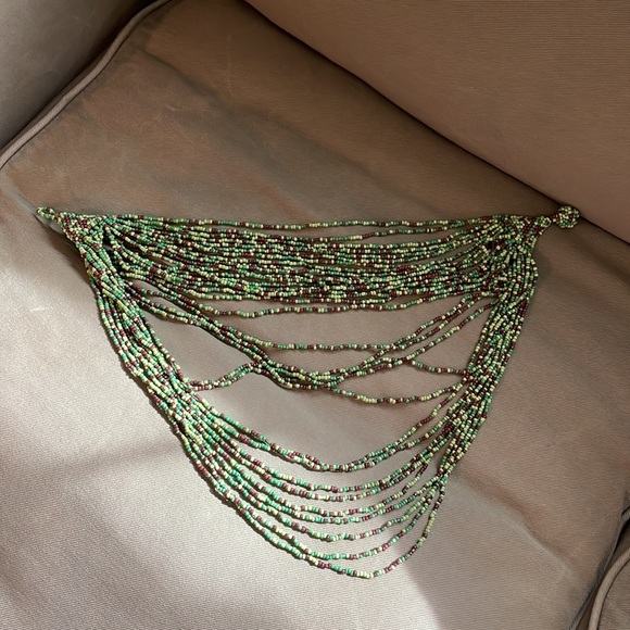 Beaded Collar Necklace - Picture 4 of 4